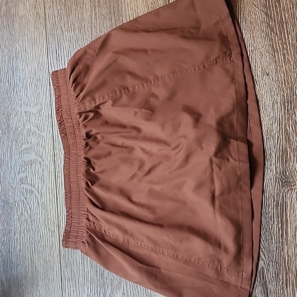 Girlfriend Collective Birdie Woven Skort in Earth Size XS
